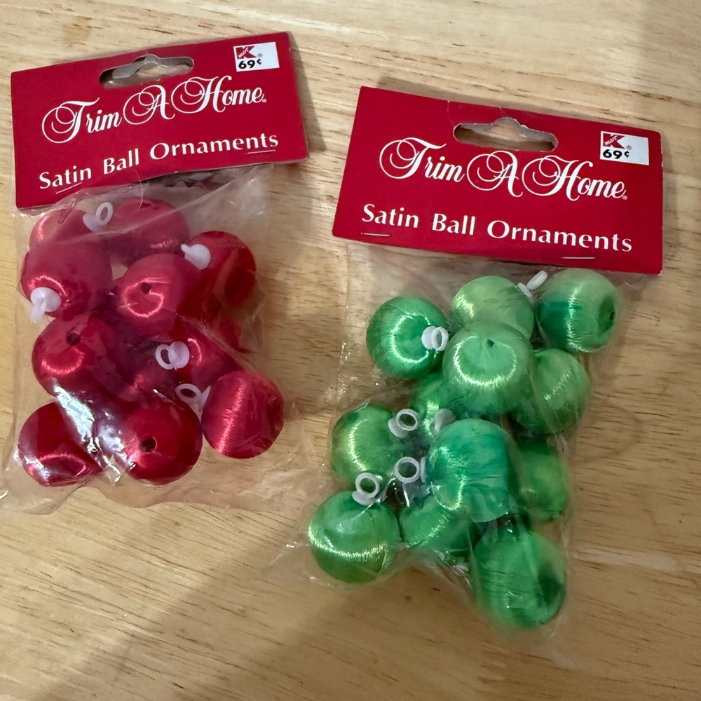 Vintage Christmas Trim A Tree Red/ green Satin Ornaments New in Package